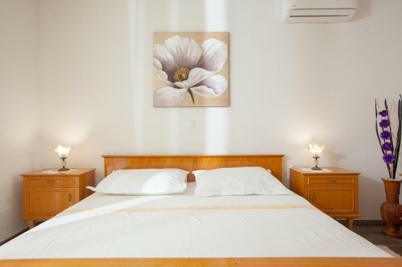 Apartments Turtle Gardens Makarska Eksteriør billede